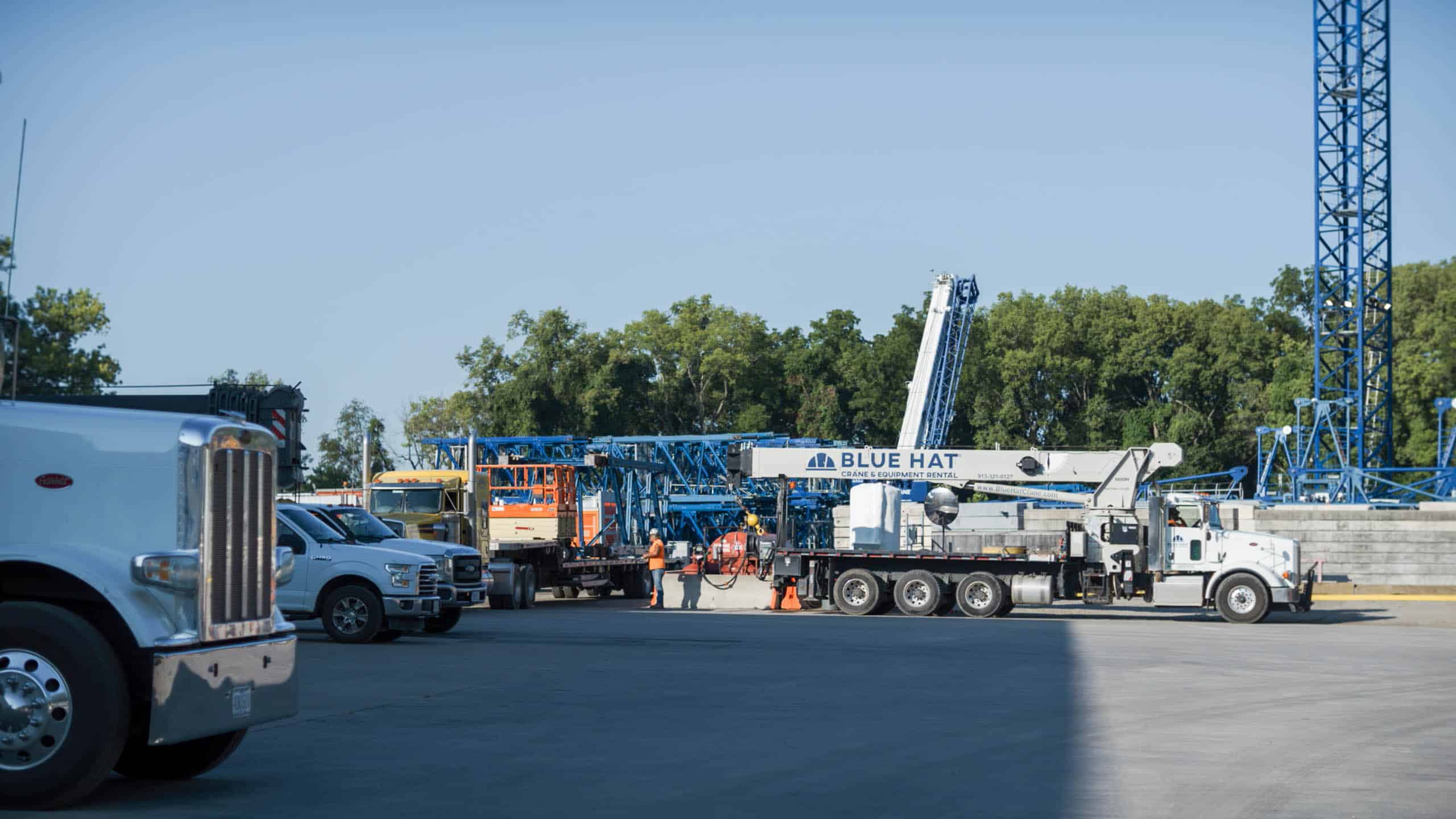 blue-hat-yard blue-hat-yard