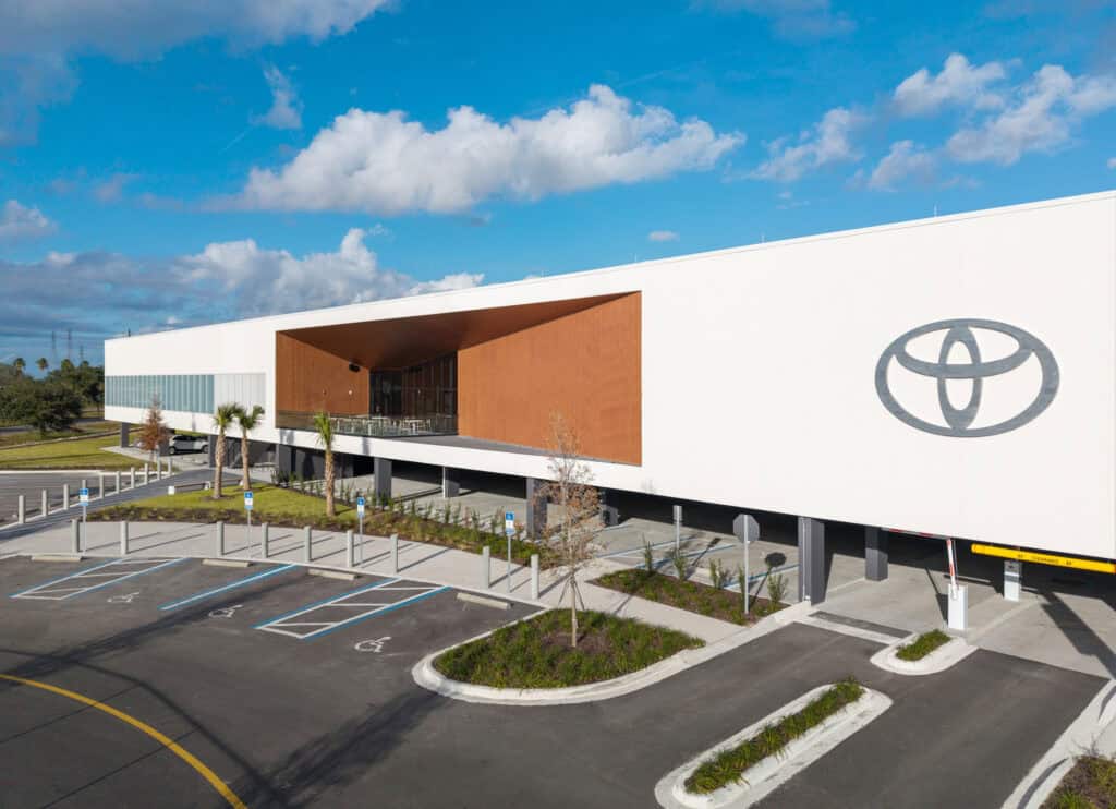 Photograph of SET JAXPORT new construction campus by JE Dunn
